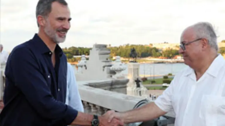 Cuba.Rey Felipe VI y Carlos Pérez-Desoy Fages. La Habana