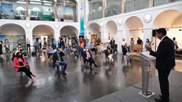 Juan Marin-Bono turistico