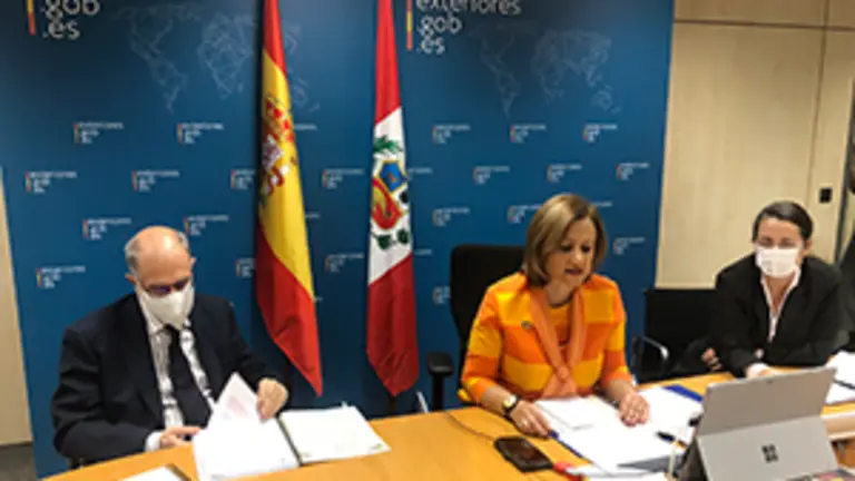 Cristina Gallach-España-Peru