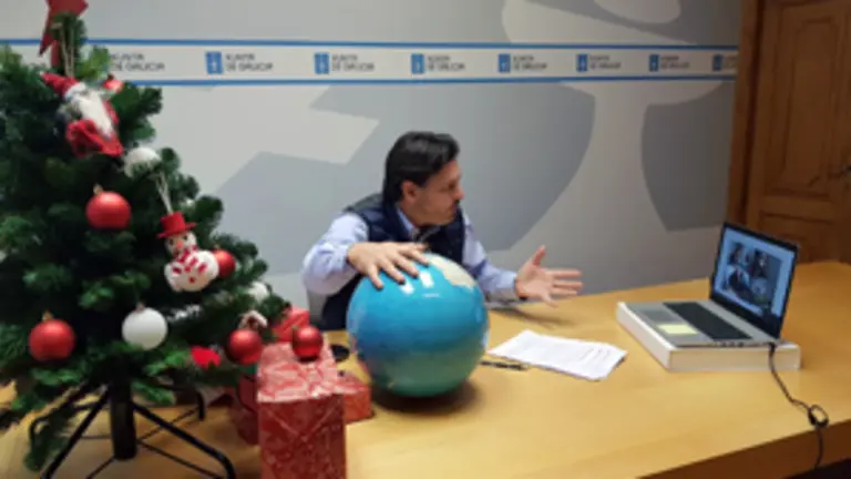 PRESENTACION UN NADAL DE CONTOS