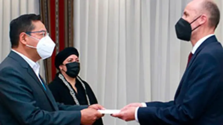 Embajador en Bolivia-Cartas credenciales