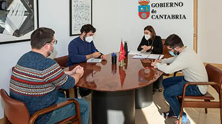 10:00 horas. Despacho de la consejera de Presidencia, Interior, Justicia y Acción Exterior
La consejera de Presidencia, Interior, Justicia y Acción Exterior, Paula Fernández, se reúne con miembros del Consejo de la Juventud de Cantabria.