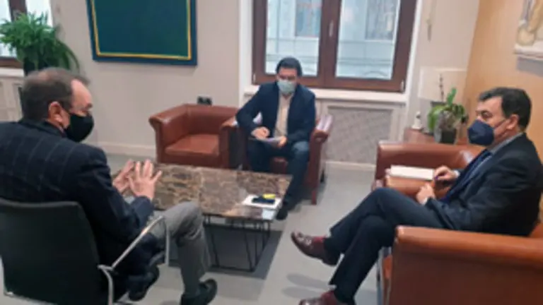 Reunion Educacion-SX Emigraci&oacute;n2