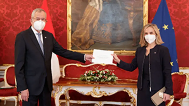Embajadora en Austria
