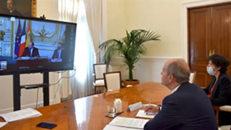 Reunión bilateral Dupont-Moretti y Campo