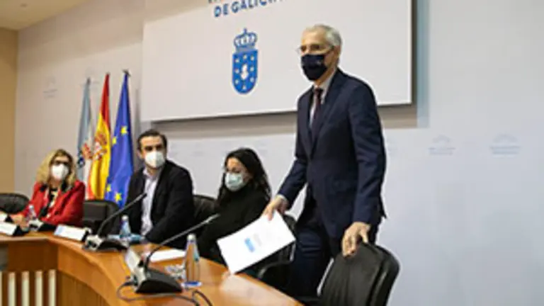  O vicepresidente segundo e conselleiro de Economía, Empresa e Innovación, Francisco Conde, comparecerá a petición propia na Comisión non permanente especial de estudo sobre a reactivación económica, social e cultural de Galicia pola crise da covid-19. 