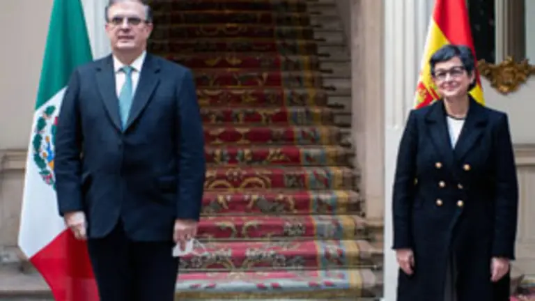 Laya-canciller de Mexico