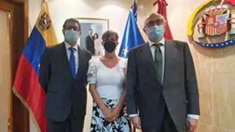 NUEVA PRESIDENTA CRE VENEZUELA 2021-2025 PORT copia