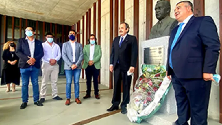 Homenaje a Alfonsin2