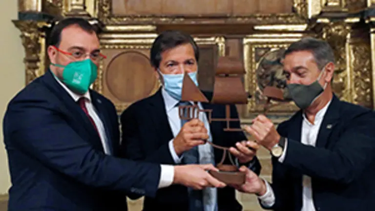 Entrega carabela a Javier Fernández 3