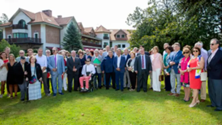 11:15	Hotel Balneario de Puente Viesgo 	El presidente de Cantabria, Miguel Ángel Revilla, acompañado del consejero de Presidencia y Justicia, Rafael de la Sierra, inaugura el VI Encuentro de las Casas de Cantabria.
10 AGOSTO 2018 © Miguel De la Parra