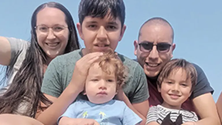 13.Maria Jose Rodriguez y familia