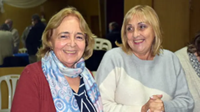 Uru-Asamblea entidades gallegas-esperanza y charo