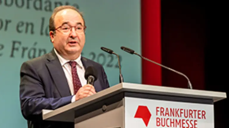 Foto: Miquel Iceta Llorens, Minister für Kultur und Sport auf der Pressekonferenz: Spanien, sprühende Kreativität