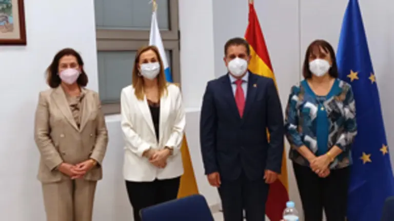 Canarias-Embajadora de Uruguay