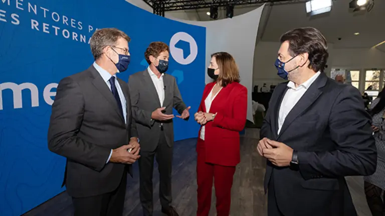 O presidente da Xunta, Alberto N&uacute;&ntilde;ez Feij&oacute;o, acompa&ntilde;ado do secretario xeral para a Emigraci&oacute;n, Antonio Rodr&iacute;guez Miranda, participa no encontro Retorno Emprendedor: Programa Merlo. Cidade da Cultura - Edificio CINC (Santiago de Compostela), 26/10/2021
