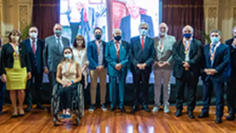 Medallas de la Hispanidad Foto Grupal