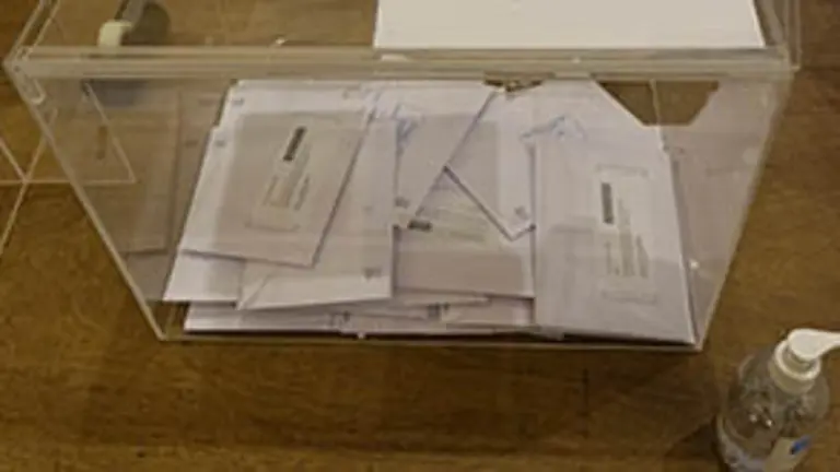 Urna elecciones CRE Bs As