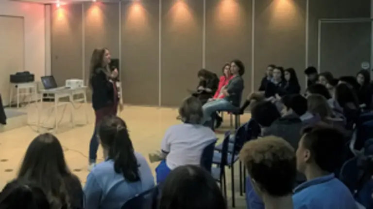 Andrea Maceiras no Instituto Santiago Ap&oacute;stol 2017