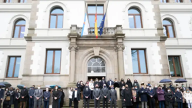 Minuto de silencio en memoria dos falecidos no naufraxio do buque Villa de Pitanxo. San Caetano, Santiago de Compostela 16/02/22.
