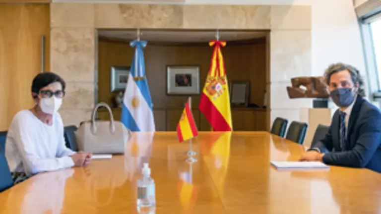 Argentina-Embajadora y canciller