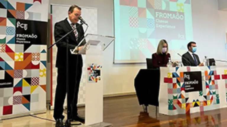 Dip. Zamora-Feria del Queso en Braganza1