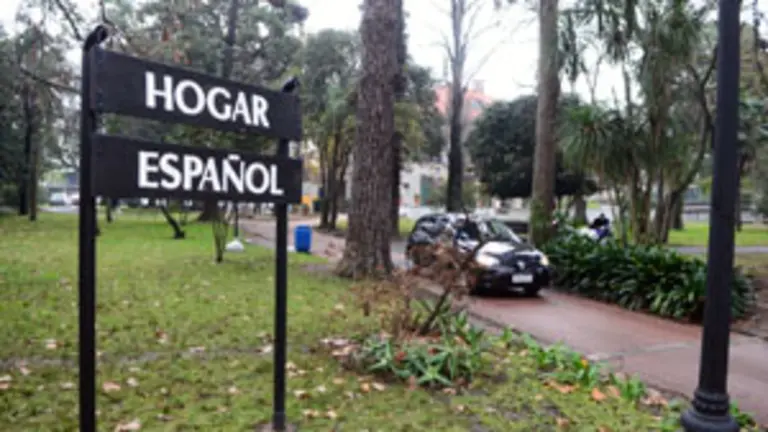 Entrada Hogar Español Montevideo