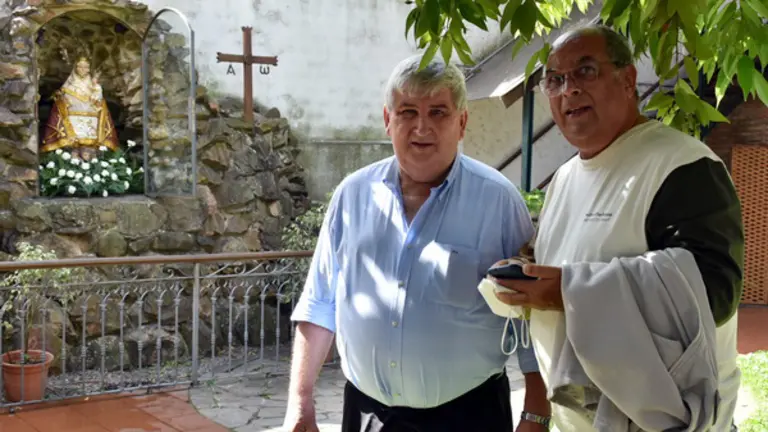 Uru.Nuevo presi de los astures de Uruguay con España vale