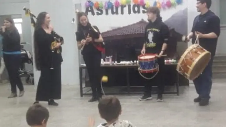 comodoro_asturianos_guevos_pintos_23_4_22_2