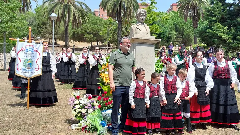 ofrenda d Rosalía