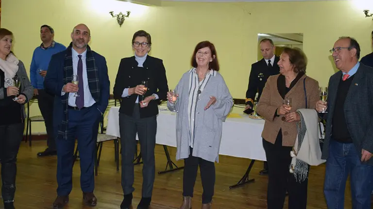 Embajadora en Punta Alta-Brindis Estela