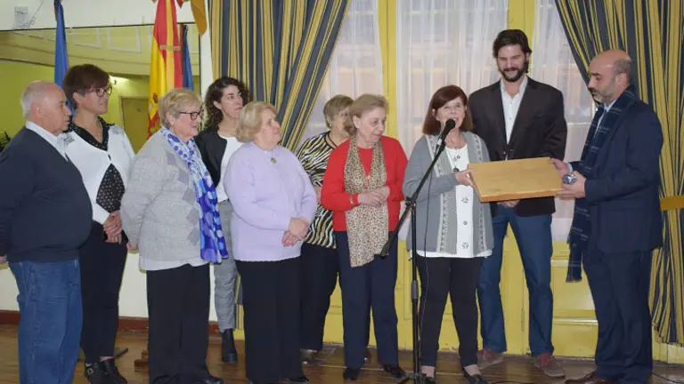 punta alta.Despedida diego-regalo