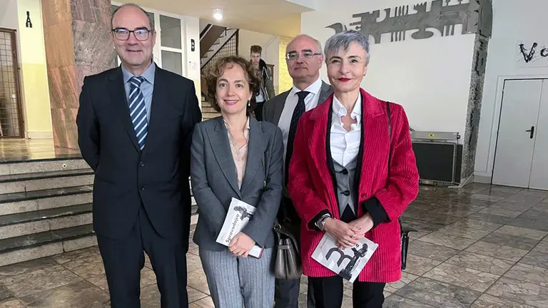 Burgos-vicerrectores_junto_a_la_embajadora_de_espana_en_eslovaquia