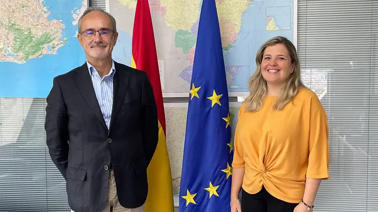 Presidenta de Acebra-Consul1