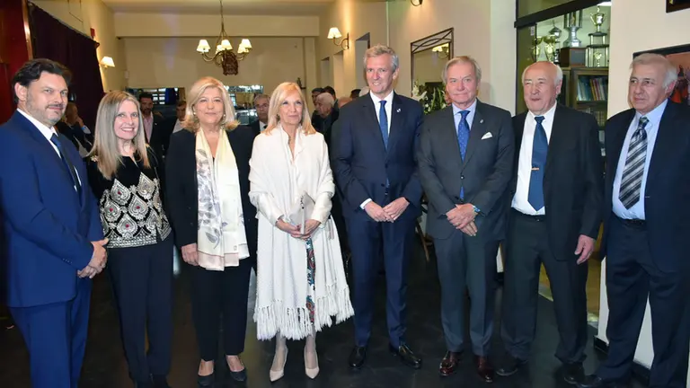 En Centro Pontevedres