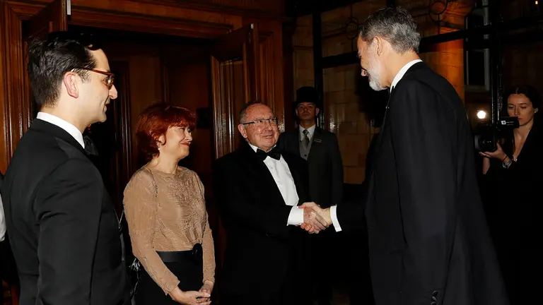 Londres-Rey Cena Camara Comercio