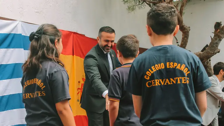 Uru.Colegio Cervantes