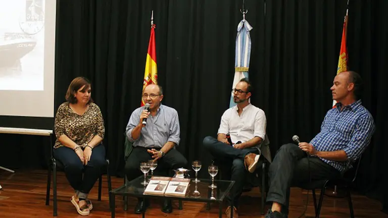 dorrego_cast_y_leon_acto_7_12_22