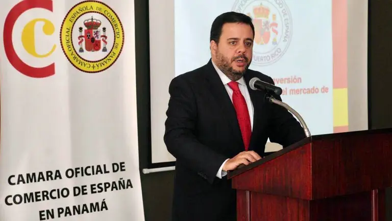 Alejandro Perez en la Camara Oicial de Comercio de España en Panama