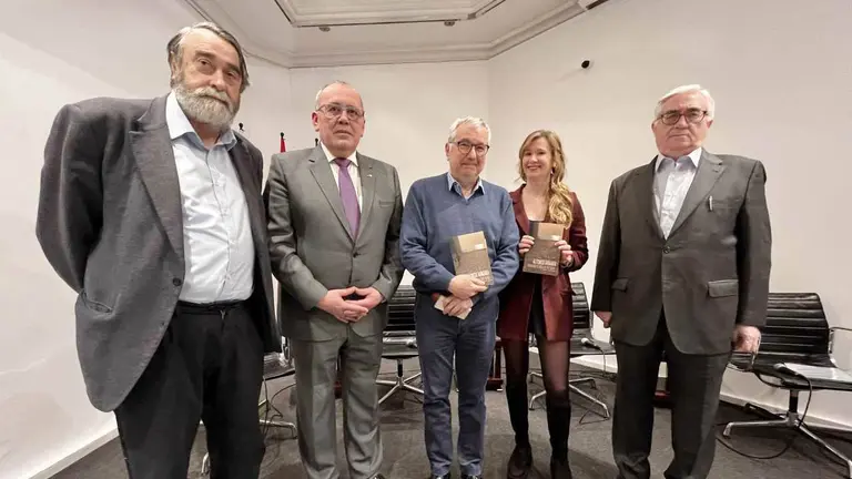 Casa Madrid-Libro Alfonso Armada