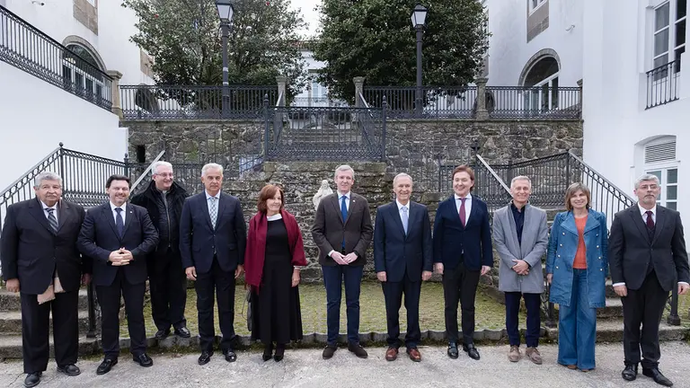 O titular do Goberno galego, Alfonso Rueda, recibe o gobernador da provincia de C&oacute;rdoba (A Arxentina), Juan Schiaretti. Centro Internacional de Acollida ao Peregrino , 13/02/23.