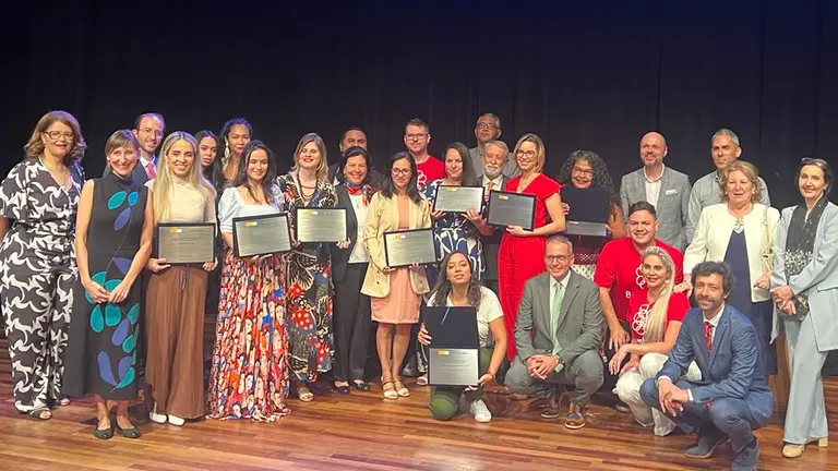 Brasil-Colegio de Año 1