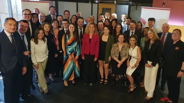 Canada-Batet con la colectividad