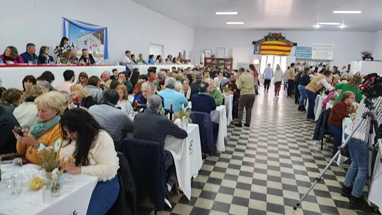 San roman aniv-Salon lleno