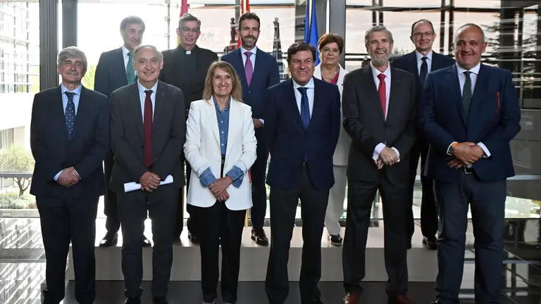 Firma convenio universidades