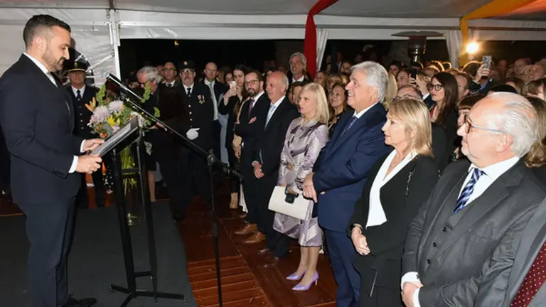 Uru.Celebracion 12 Octubre 1