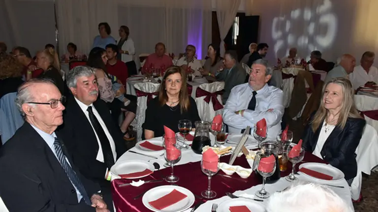 Uru.Valle Miñor-mesa 1