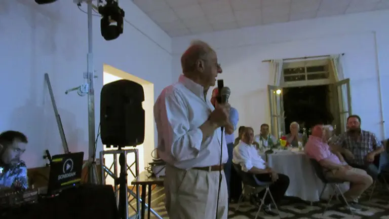 henderson cena-Presidente