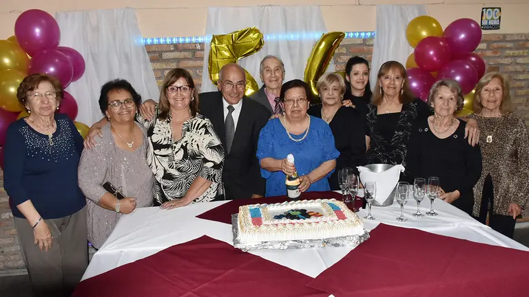 Uru.Aniv. Centro Bergantiños 80