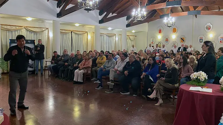 necochea-Presentacion libro-pte